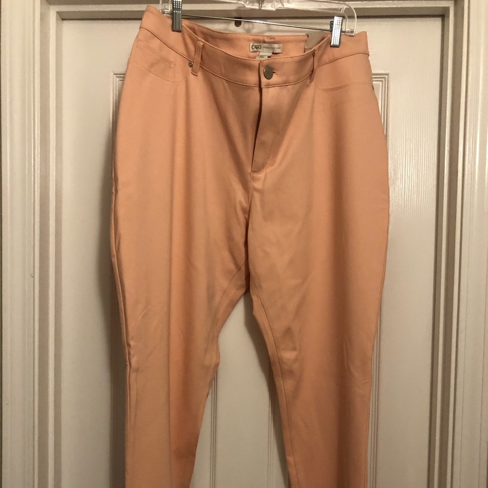 Women’s Plus Size Pants
